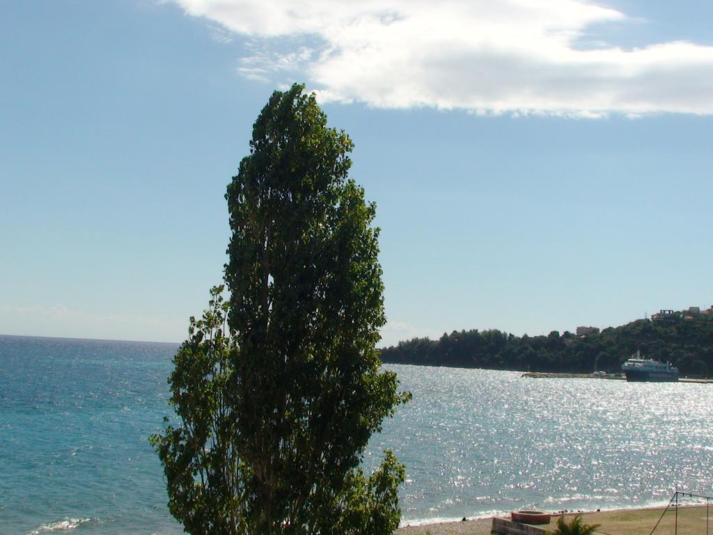 Poros House Hotel Exterior photo
