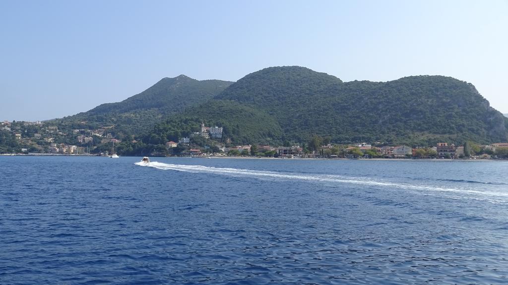 Poros House Hotel Exterior photo